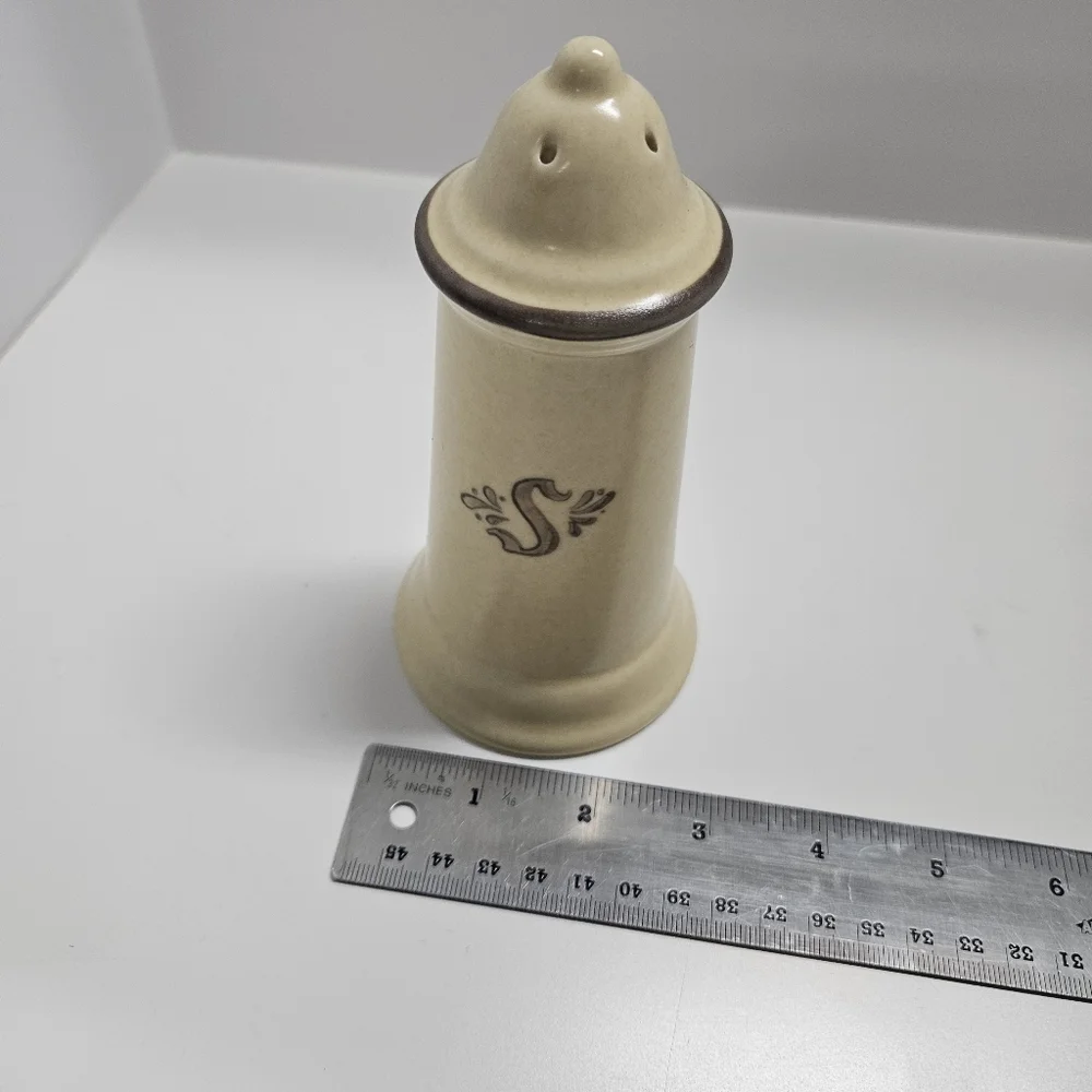 Vintage Pfaltzgraff Village Salt Shaker Stoneware Dinnerware Made in USA